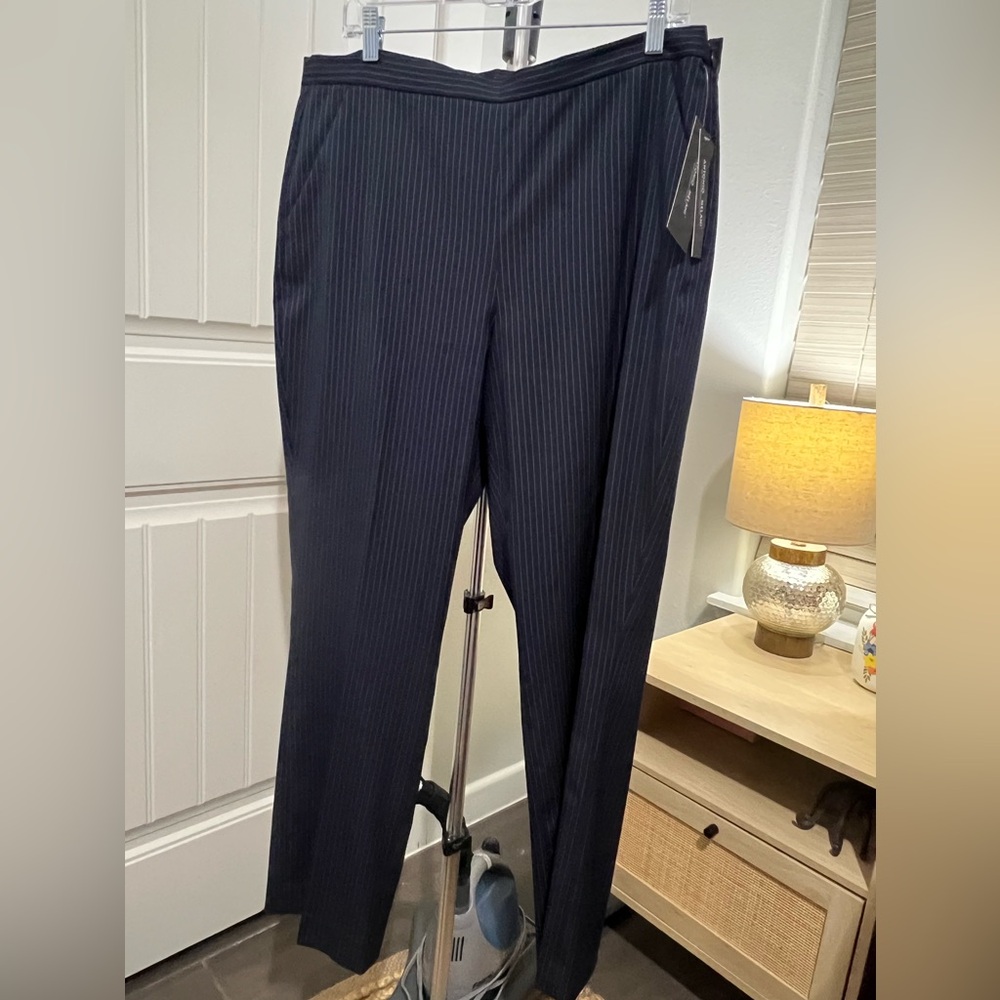 ANTONIO MELANI Isabella Pant Women’s Size 14 Navy / Ivory pinstriped
